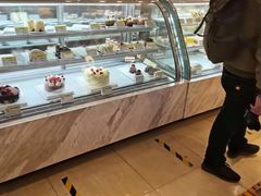 面包甜点陈列柜-老大昌(淮海中路店)