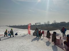 -华彬猛犸滑雪场