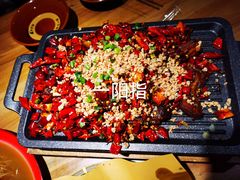 -半步颠小酒馆(繁花中心)