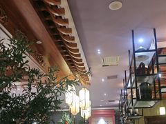 -八府香鸭·啫啫煲(华山路店)