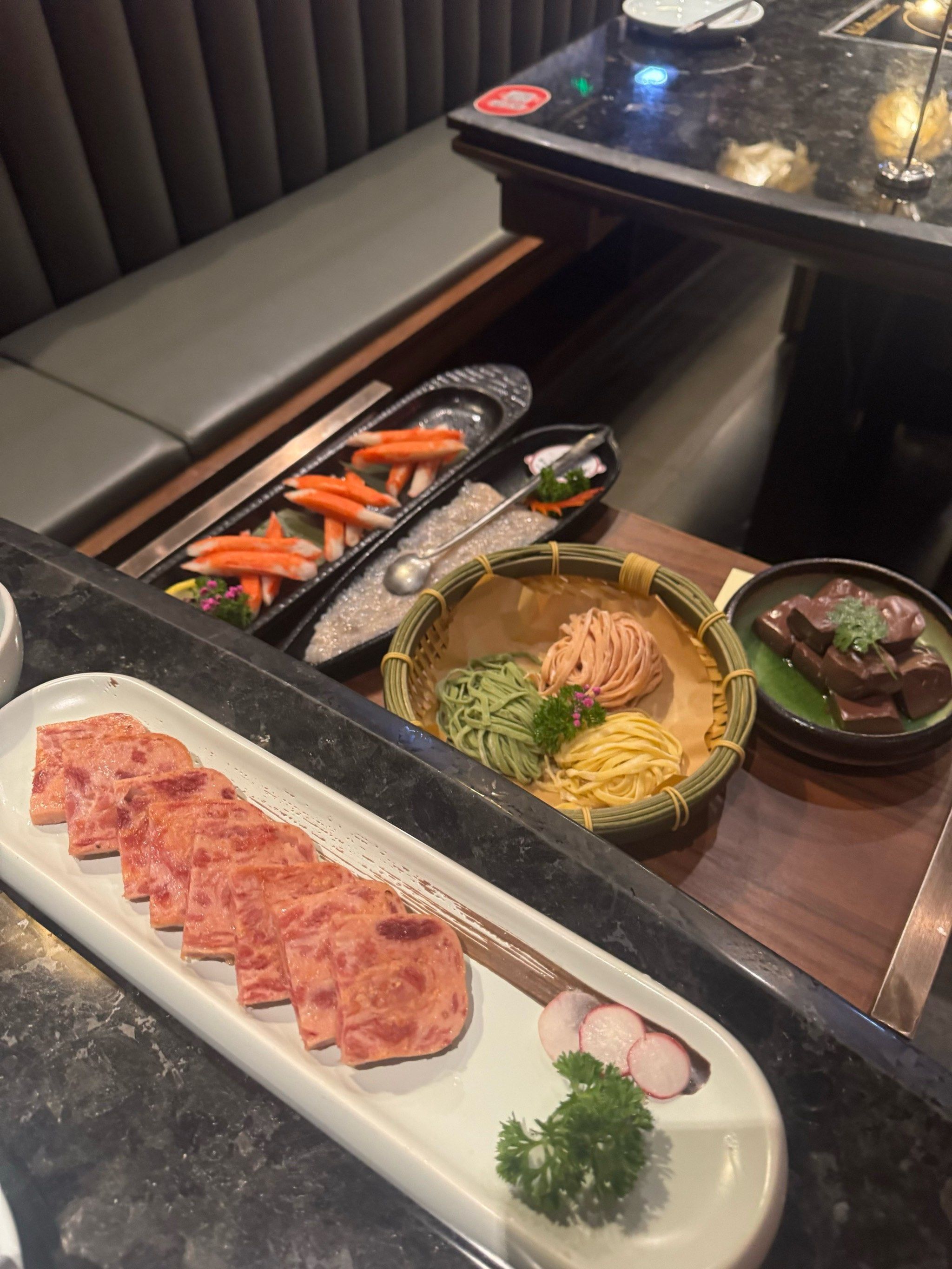 扬州不知道吃啥,五彩世界捞王就是最保险的决定