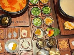 -银米·云南传统过桥米线(双廊黑金冠店)