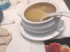 -港丽餐厅(高德置地店)