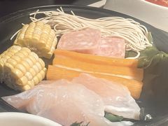 -海底捞火锅鲜切牛肉主题店(长寿路店)