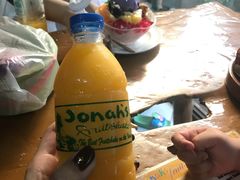 -Jonah's Fruit Shake & Snack Bar