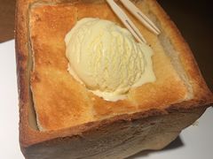 -童年小筑餐厅(申花路店)