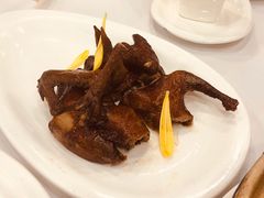 红烧乳鸽-勝記酒家·37年老字号·经典粤菜(荔枝公园店)