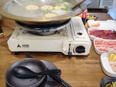 -天成·潮州牛肉脆肉鱼生蚝自助火锅