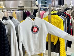 -LuOne凯德晶萃广场(徐家汇路店)