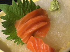 三文鱼刺身-虎焱炭火烧肉