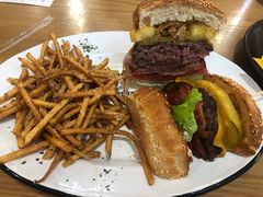 -HELLO 27 意面·沙拉·帕尼尼