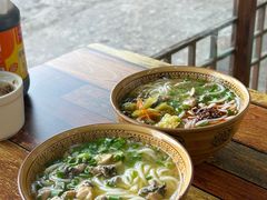 -正宗李家土鸡米线店