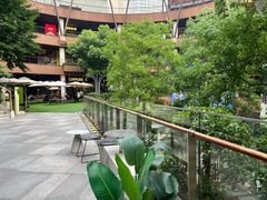-瑞虹新天地月亮湾