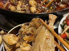 -鸿顺老铁锅美蛙鱼府(解放碑店)
