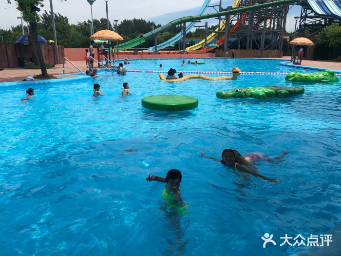 热带风暴水上乐园景点图片