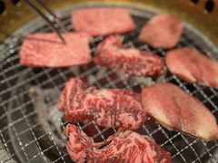 -山川小町·极番烧肉(新地假日广场店)