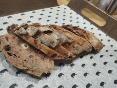 -沁屋面包店(人民东路店)