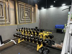 -可逸运动健身(鸿恩寺店)