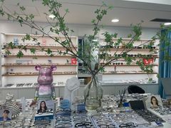 -视野联行眼镜·蔡司·依视路(省体育馆店)