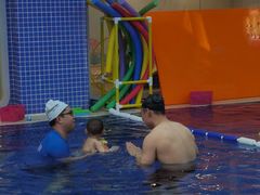 -戊辰亲子游泳俱乐部