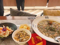 -渔语鱼新川菜Bistro(万象天地店)