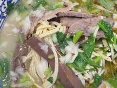 -八百里牛肉汤(盖饭·锅贴·万象城店)