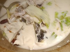 -滇香肴·云南菜蒸汽石锅鱼(云南北路店)