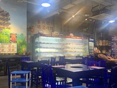 -马路边边串串香(苗栗路店)