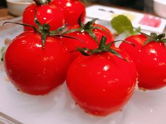番茄脆菇沙拉-小大董·烤鸭(王府井apm店)