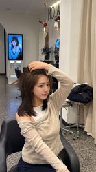 -SWANK SALON