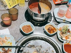 -金滏山烤肉·海鲜·火锅自助餐厅(襄阳万达店)