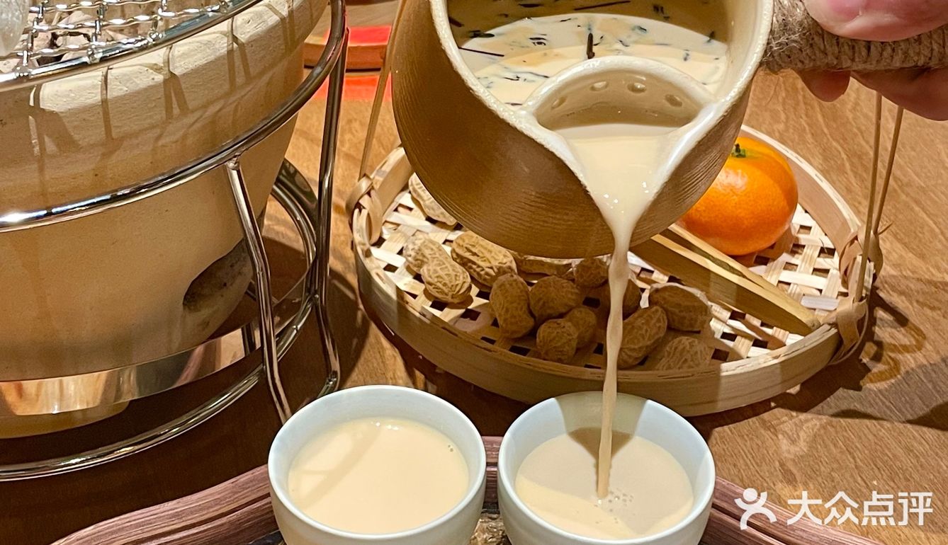 不愧是南门！超有氛围的异宠陪伴的围炉下午茶！