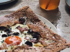 鸡蛋蘑菇熏肉荞麦可丽饼-RAC BAR(安福路店)