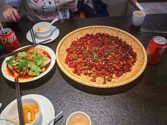 -万重锦·人文川菜馆(骡马市店)