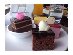 -荣誉国际酒店-云顶旋转餐厅