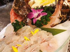 -鲜入围煮花胶鸡海鲜火锅