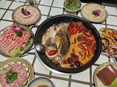 -贰回巷火锅馆(钟楼店)