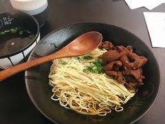 肥肠-贡梅老面馆·蟹粉面·无锡特色小吃(南长街主推店)