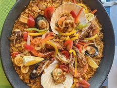 -香格里拉鱼跃地中海西餐厅·牛排披萨