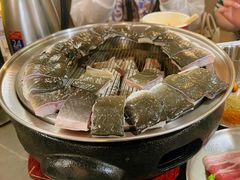 -围炉肉舍•炭烤活鳗•丹东海鲜烤肉(步行街店)