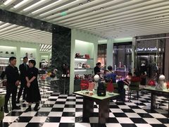 -PRADA普拉达(国金中心店)