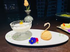 -江上荟·创意中国菜(绿地缤纷城店)