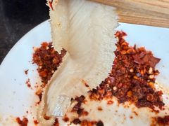 -周老三跷脚牛肉·全牛火锅(非遗传承店)