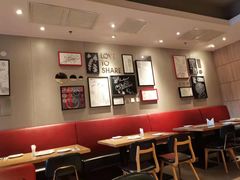 大堂-必胜客(欧亚卖场店)