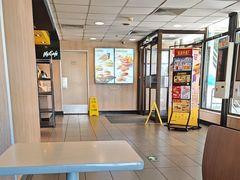 -麦当劳(军博店)