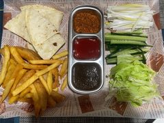 -又见马甲M8融合西餐厅(体育中心店)