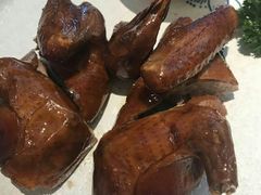 -千百味红餐厅·江西菜(绿地双子塔店)