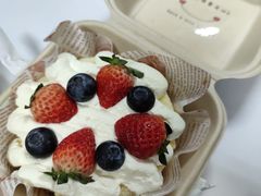 草莓便当盒子蛋糕-7cake榴莲千层蛋糕(塘苗路店)
