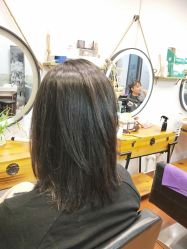 -709号发型屋
