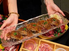 -山川小町·极番烧肉(新地假日广场店)